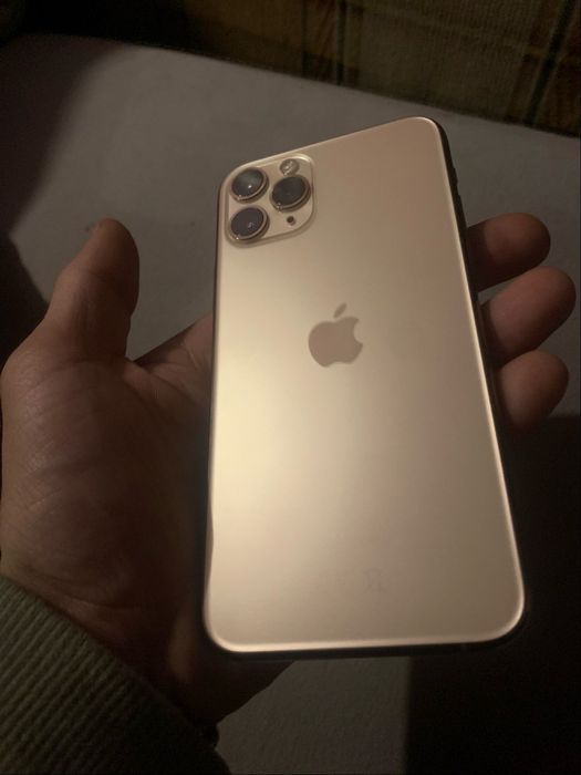 iPhone 11 pro gold
