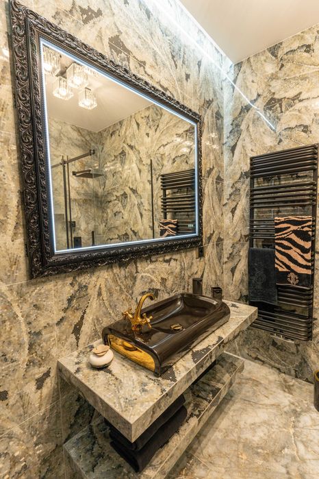 Proprietate Premium de vânzare | 142 MP | Ultracentral – STR. EROILOR | Autorizată pentru regim hotelier