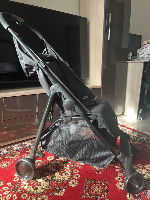 Коляска прогулочная, новая