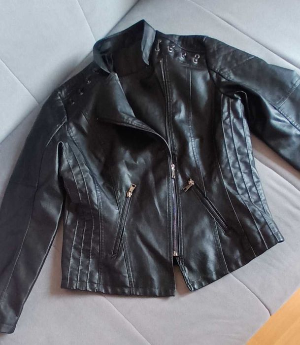 Дамско кожено яке