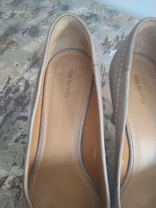 Sandala Pasito 39, nou