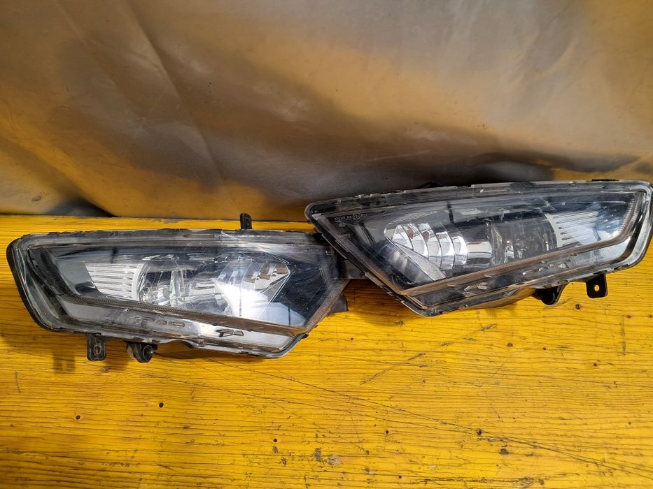 Халоген Seat Leon 20216/23г