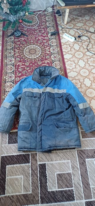 Бушлат без штанов.