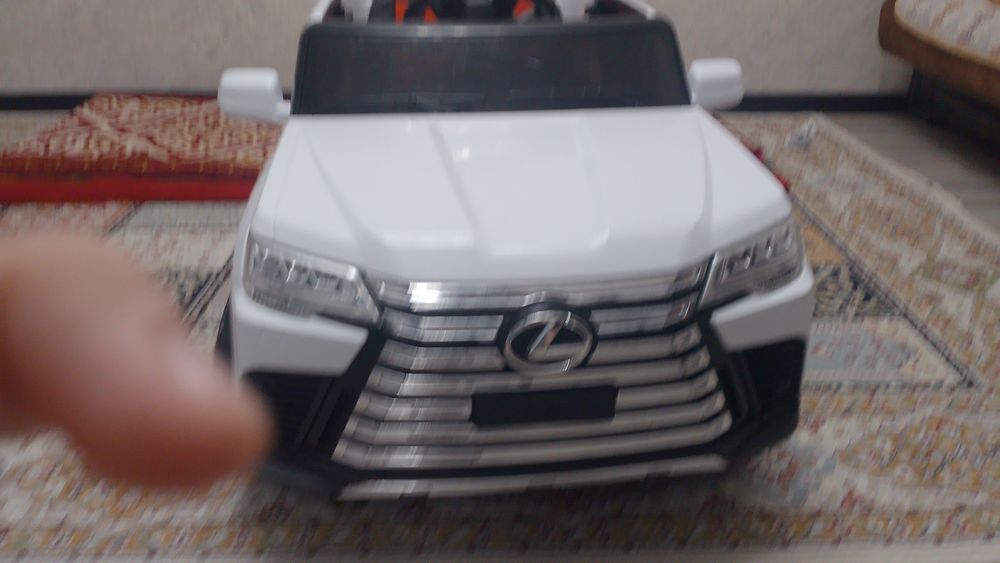 Машинка детская хорошая