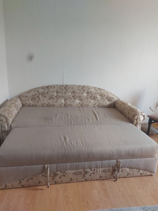 Продам диваны и кровать