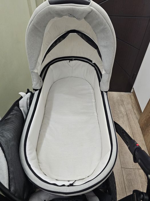 Детска количка Milu Kids Bacio - светло сива