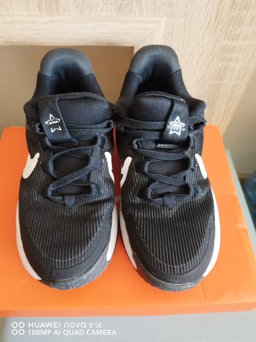 Маратонки Nike 30 номер