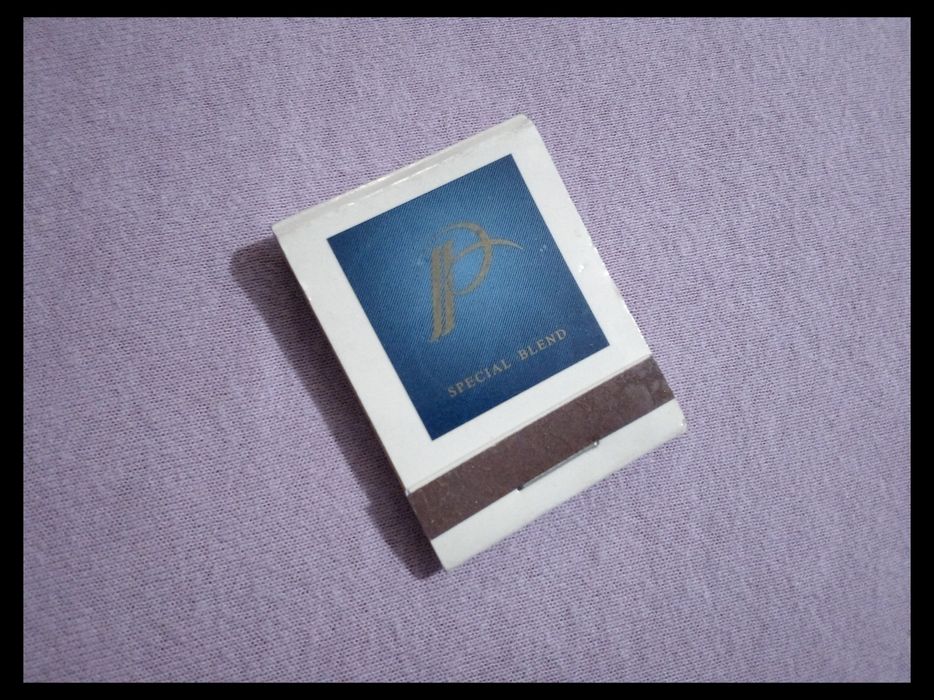 Лот кибрити,  ретро кутия от цигари PHOENIX за колекция