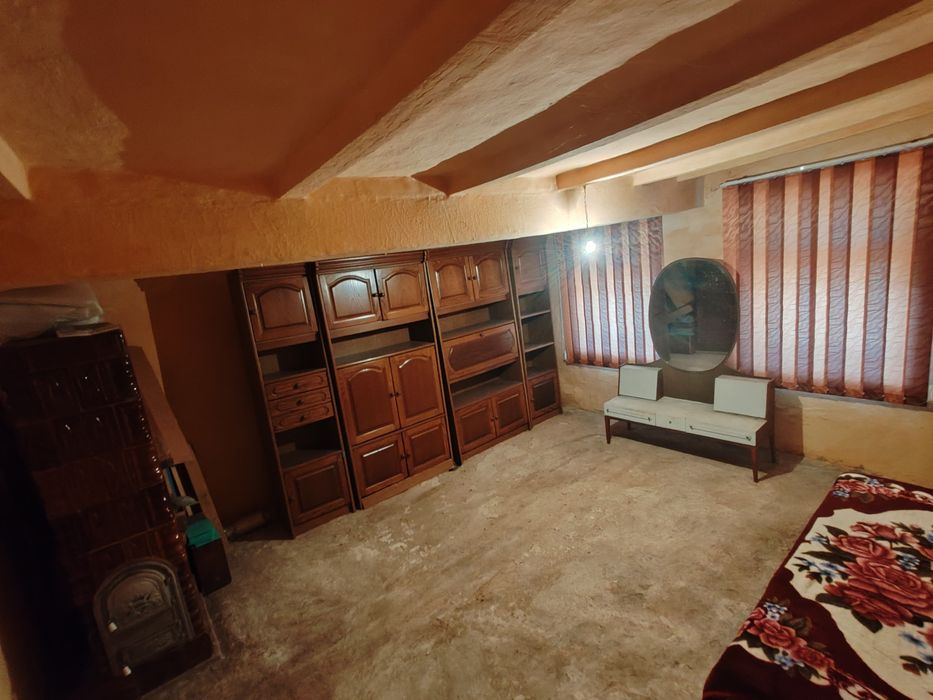 Vand casa Nadlac sau schimb cu apartament in Arad