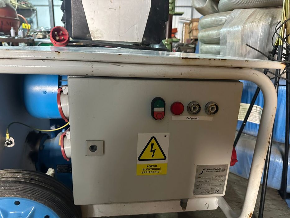 Продам Штукатурный Агрегат