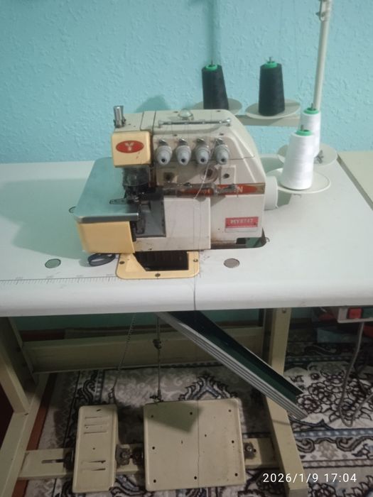 Оверлог в хорошем состояние.