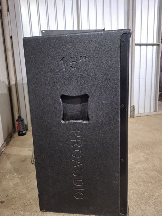 Boxe 15 inch si putere E 800