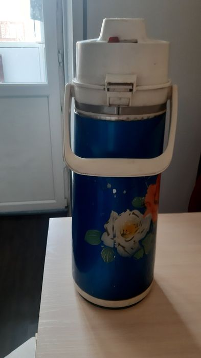 Продам термос за 2000 тенге