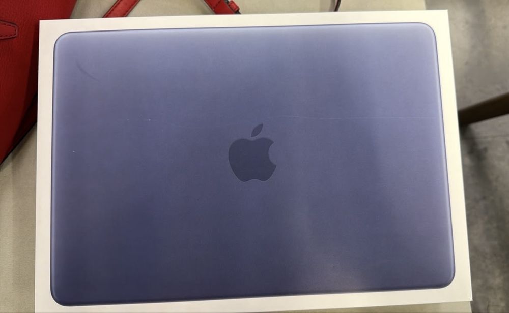 MacBook Neo 13 256гб