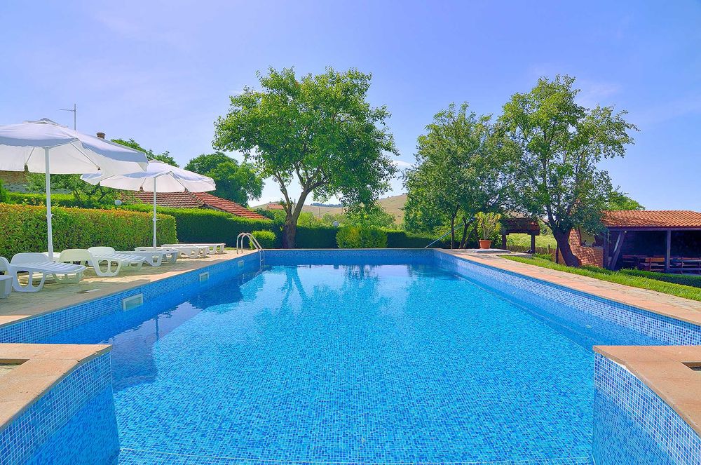 Green Life Villas – Комплекс от 3 вили с басейн до Бургас