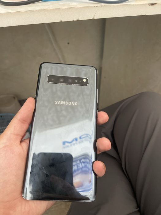Telefon Samsung S10 5G 512GB xotira
