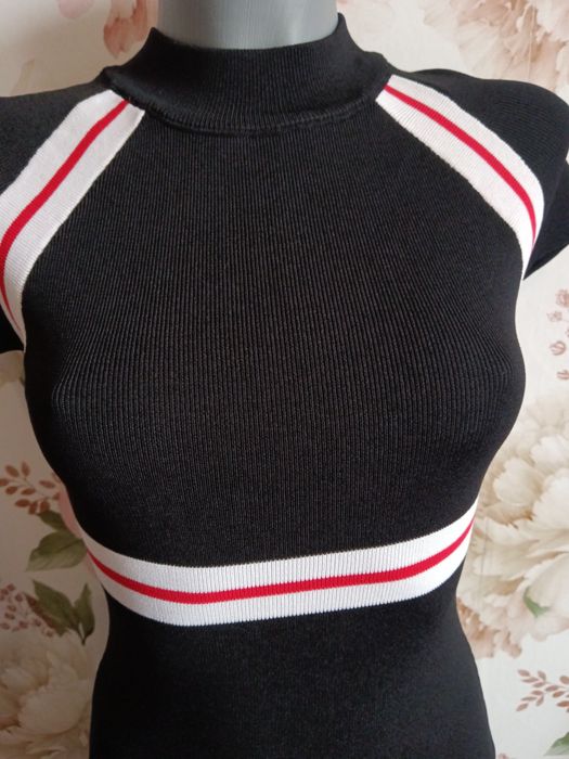 Дамски рокли ,размери хс и с