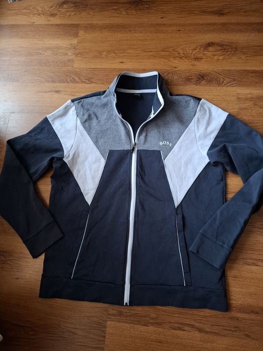 BOSS мъжко горнище XL размер.