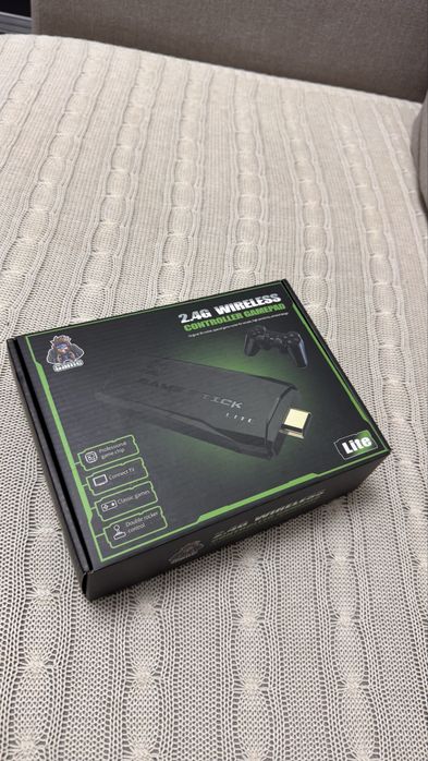 Игровая 8 битная приставка к ТВ, ДЕНДИ.