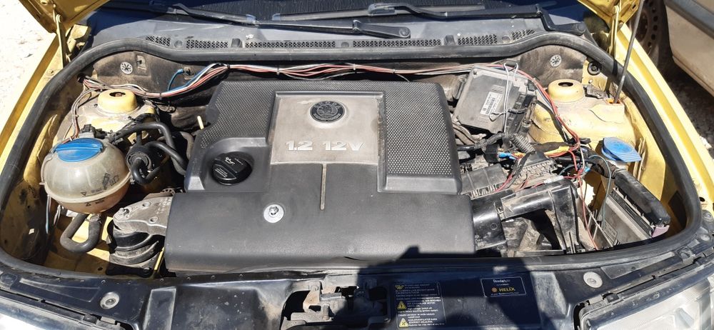 Шкода Фабия 1.2 12V на части !
