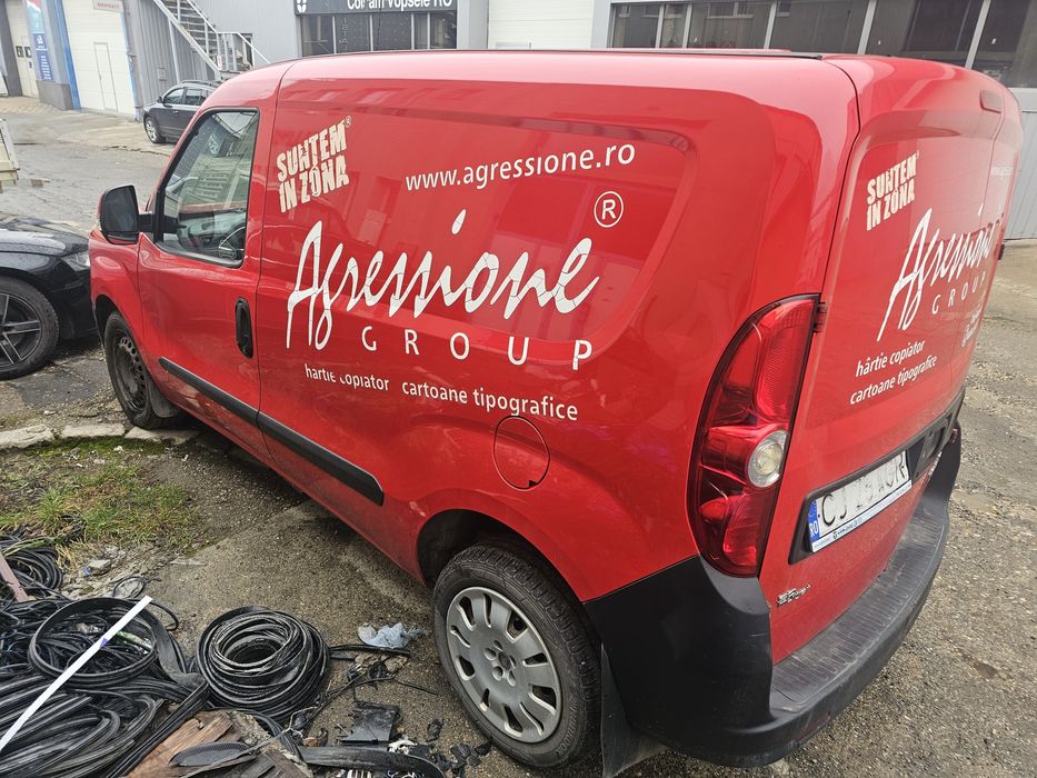 Vând Fiat doblo 2013 1.3