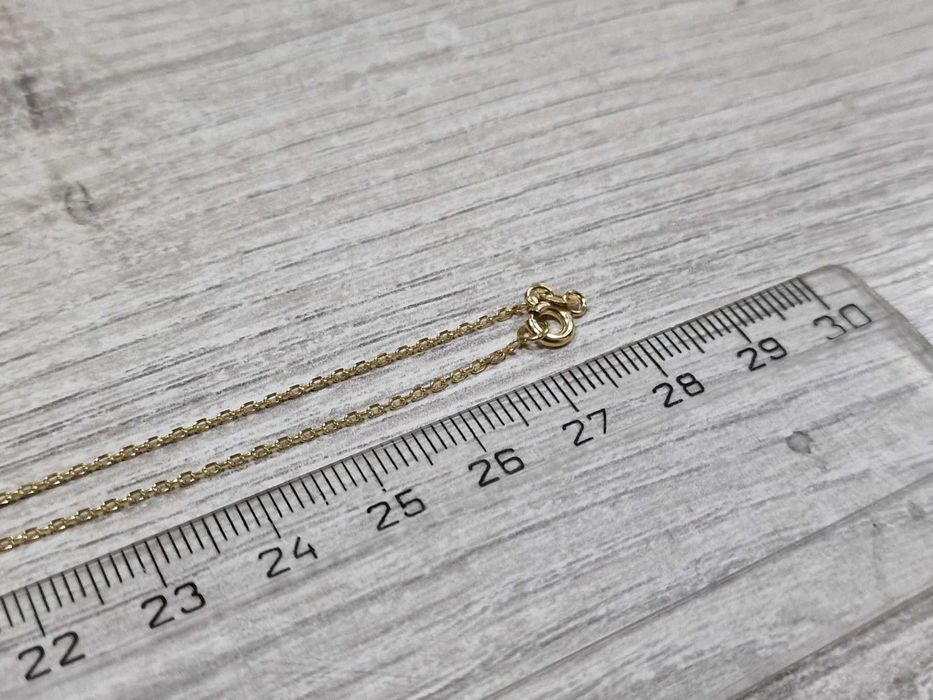 Дамски златен синджир с кръст 14К / 3,18 гр.