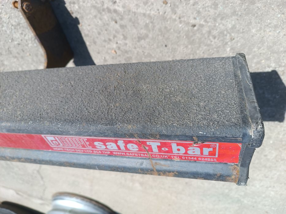 Bara spate metalica robusta Mercedes Sprinter și VW Crafter