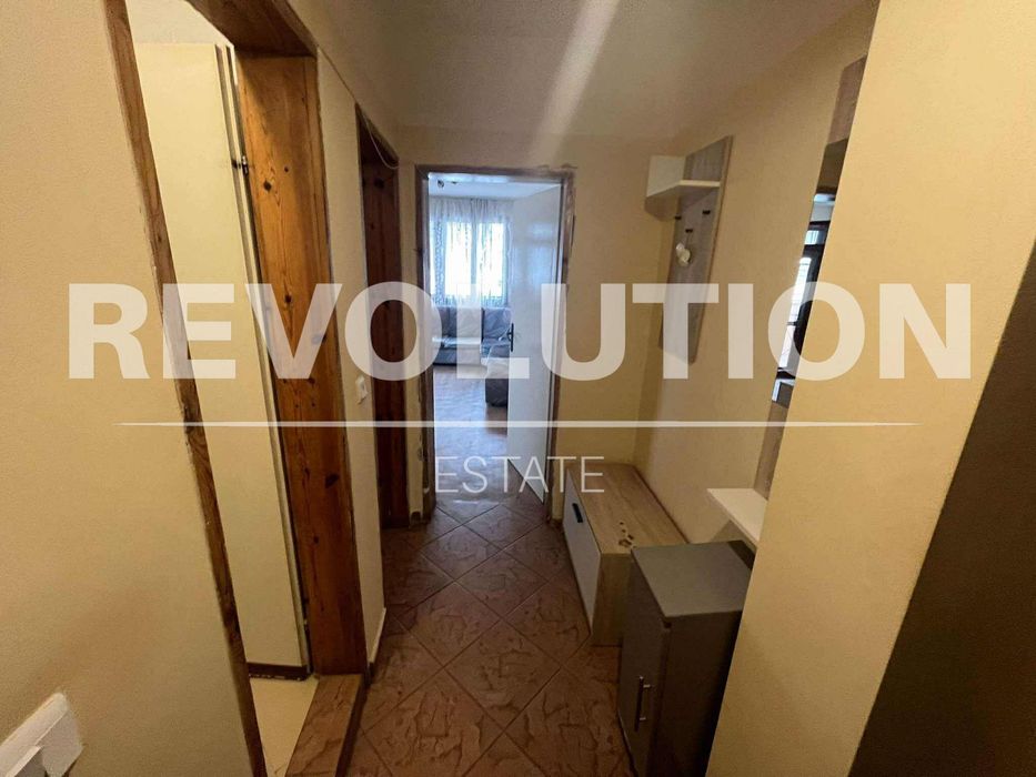 Двустаен апартамент в района на Цветен квартал!