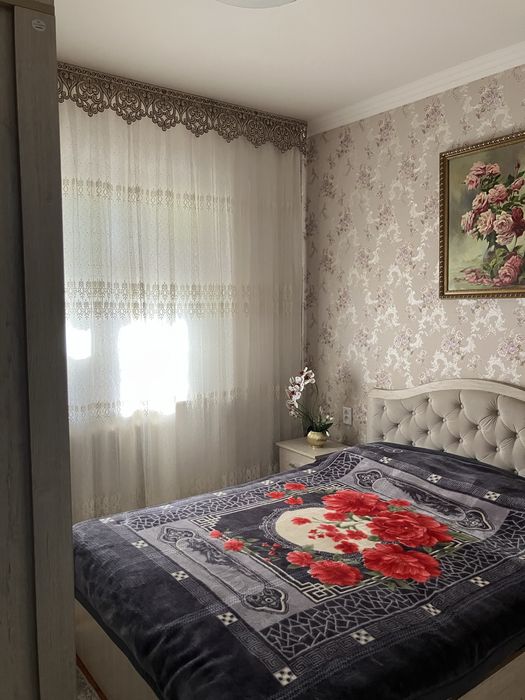 Продается 3/3/5 Сергели-4 балкон 2*6 хороший ремонт