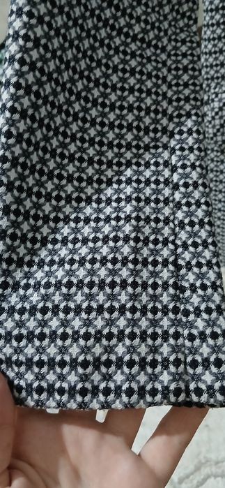 Ayollar va qizlar kostyumi