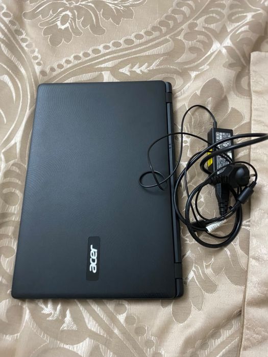 Acer Aspire ES1-571