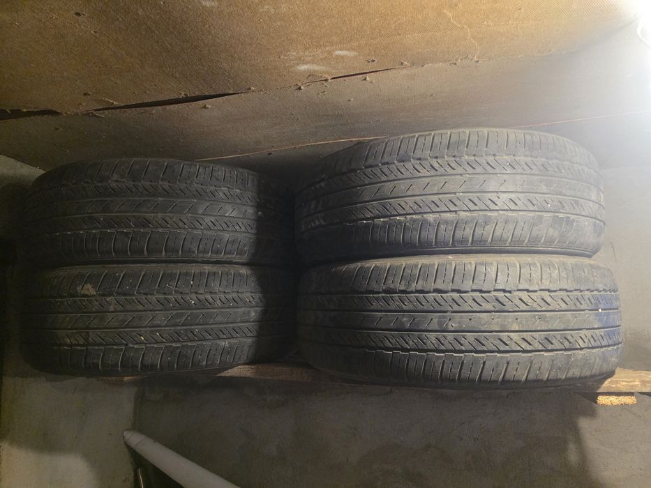 Летняя резина, продаю только в комплекте.  Состояние хорошее. Звоните