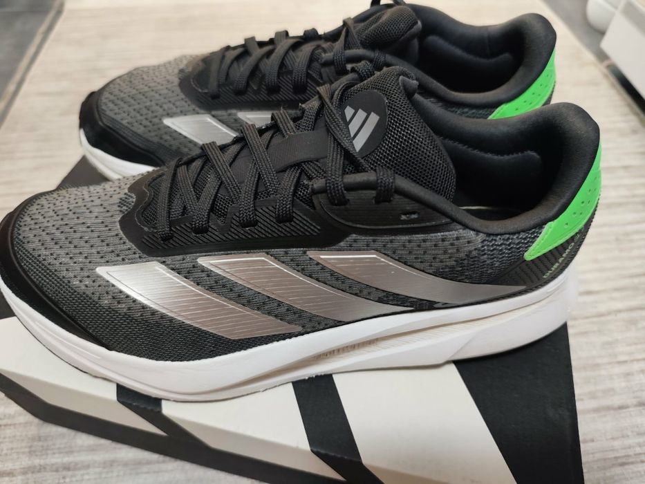Маратонки ADIDAS 43  1/3