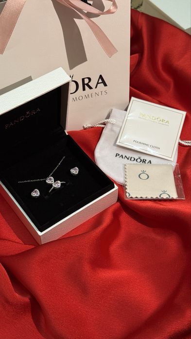 Продаю украшения пандора