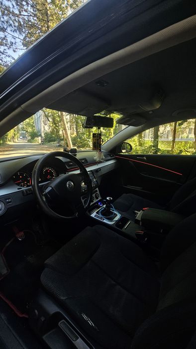 Volkswagen  Passat
