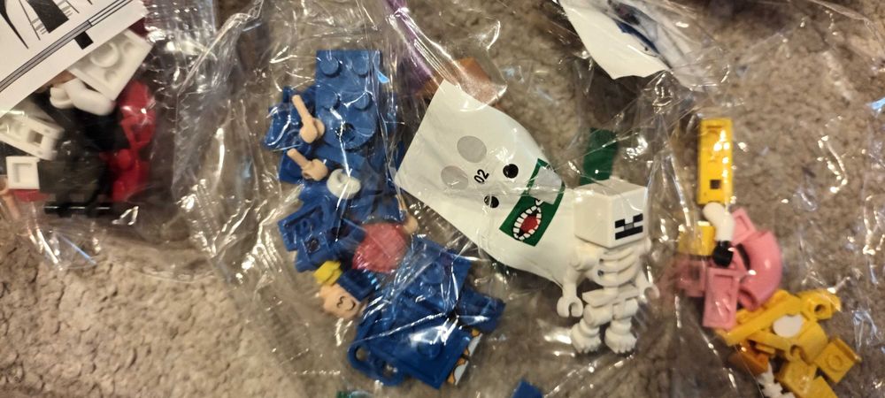 Детски подобни на лего фигурки, над 6 години