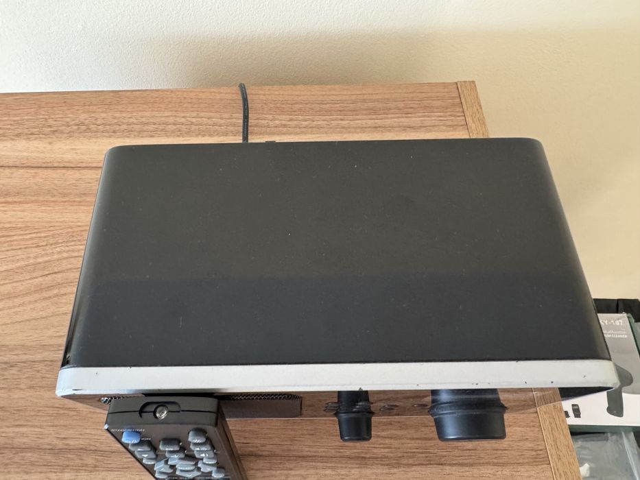 Pinell Supersound ll Radio FM, network player cu telecomanda.