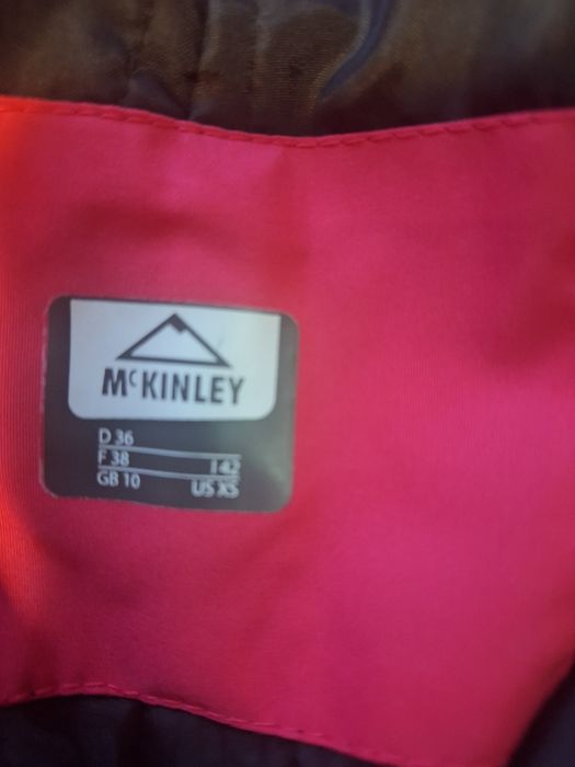 Vând costum schi copii MCkinley