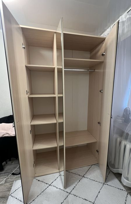 Продам шкаф б/у самовывоз.