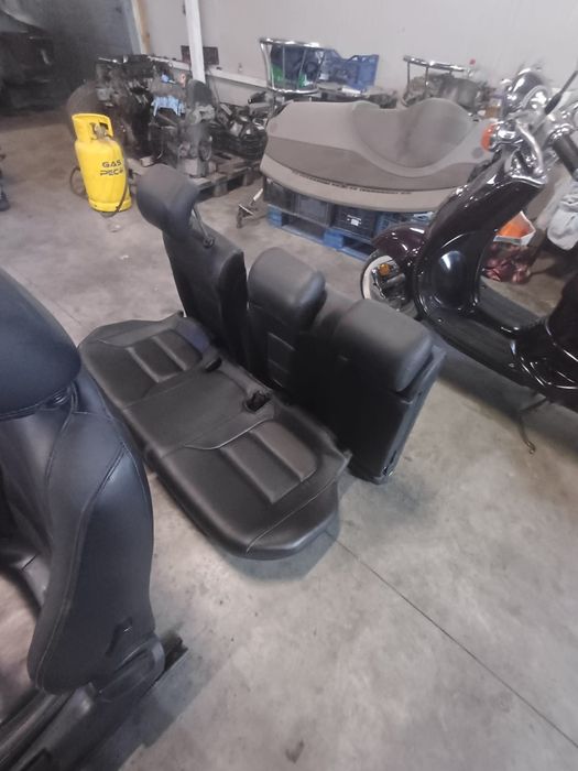 Interior wv jeata 2014 culoare negru piele cu incalzire