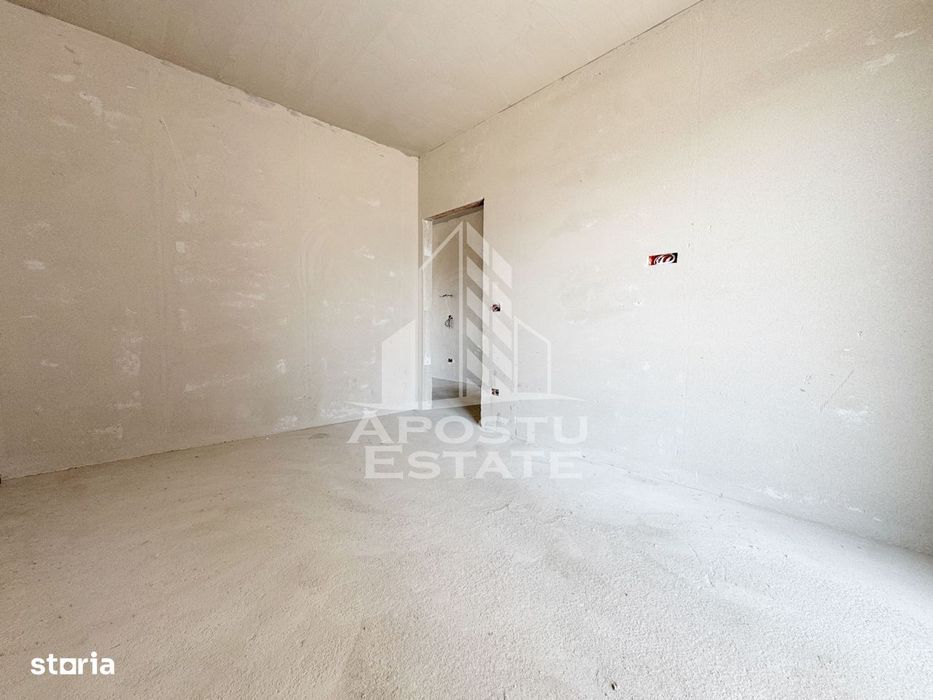 Apartament 2 camere de vanzare, etaj 1/3, Calea Urseni, Giroc