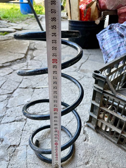 Предни пружини и крик за бмв е46