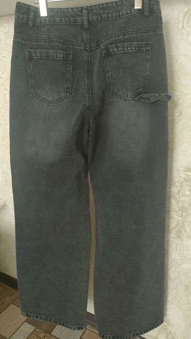 Продам.   джинсы