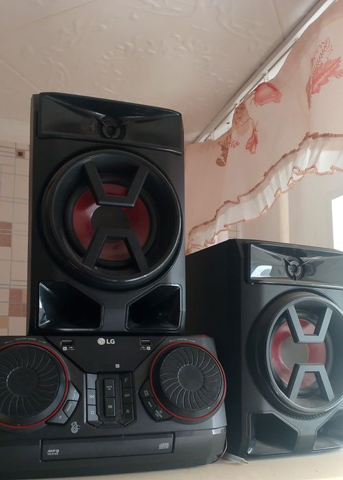 Продам музыкальный центр