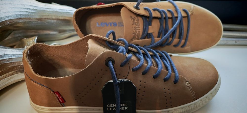 Pantofi sport Levis  piele naturala nr 41
