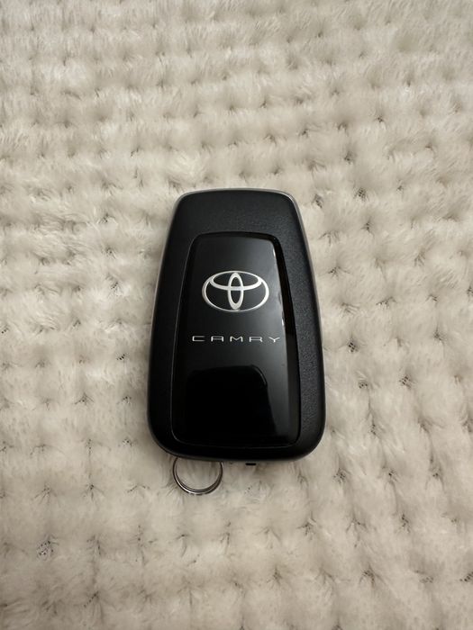 Смарт ключ тойота камри 70.