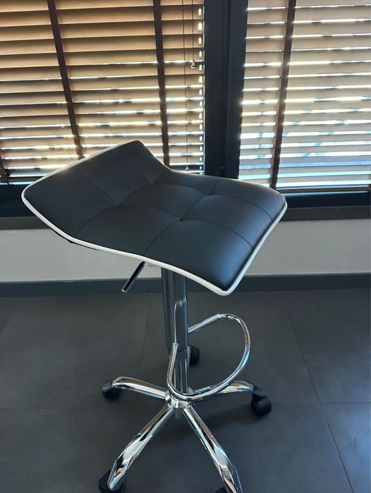 Бар Стол на колелца Париж с 24 м гаранция и безплатна доставка до офис