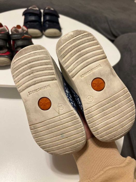 Vand incaltaminte sport BIOMECANICS marimea 24