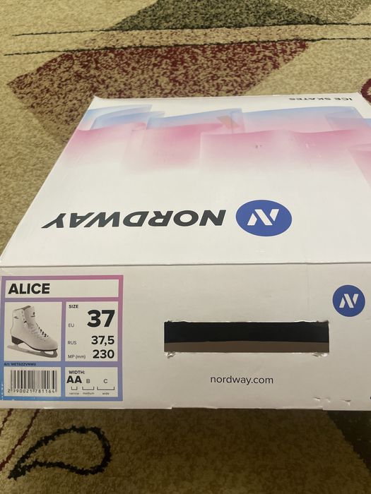 Коньки новые nordway
