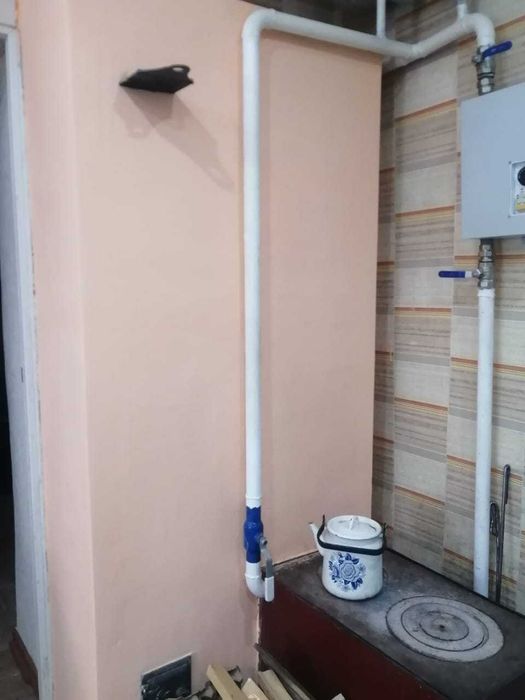 Продам теплый жилой дом с. Петерфельд!!!